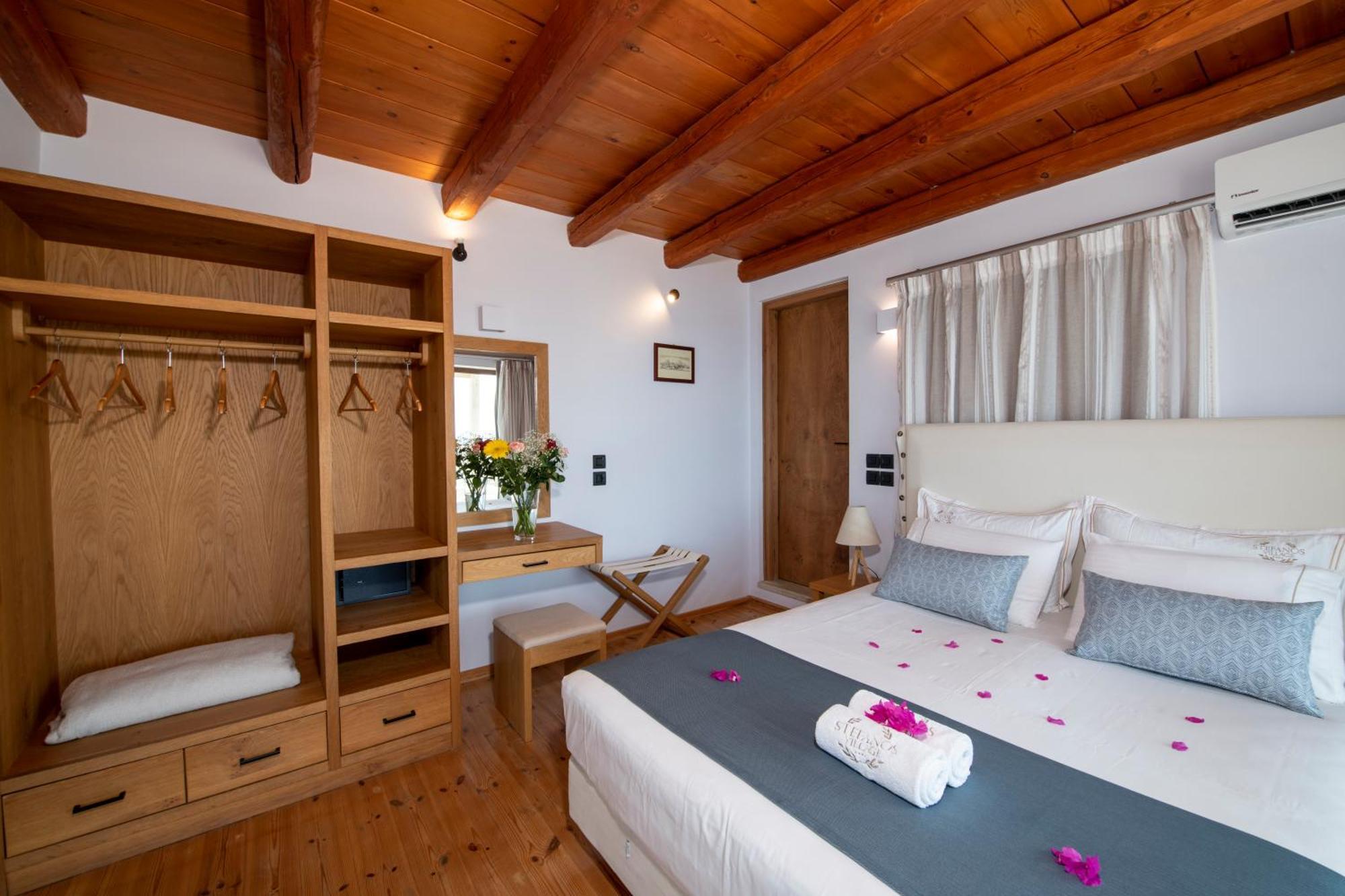 Stefanos Village Hotel Mirthios  Exterior photo
